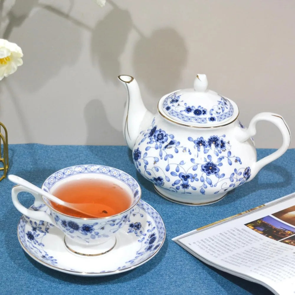 21-piece Vintage Porcelain Party Tea Set