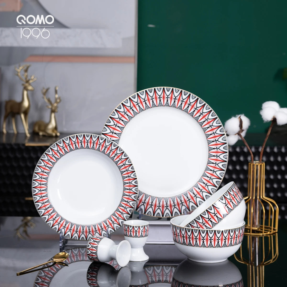 12/24-piece Porcelain Dinnerware Set, Plaid