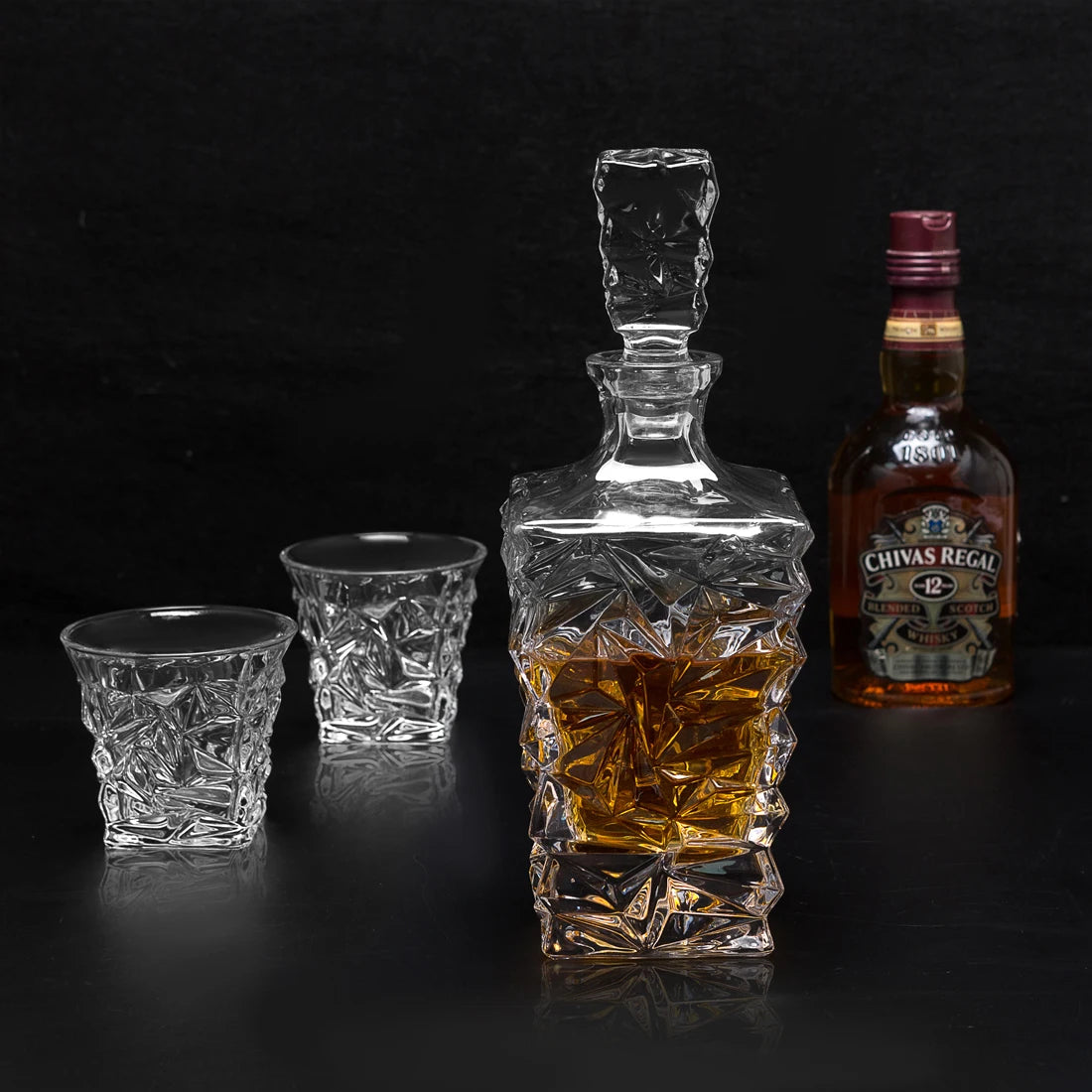 KANARS Crafted 27 Oz Crystal Whiskey Decanter with 4pcs 9 Oz Rock Glasses