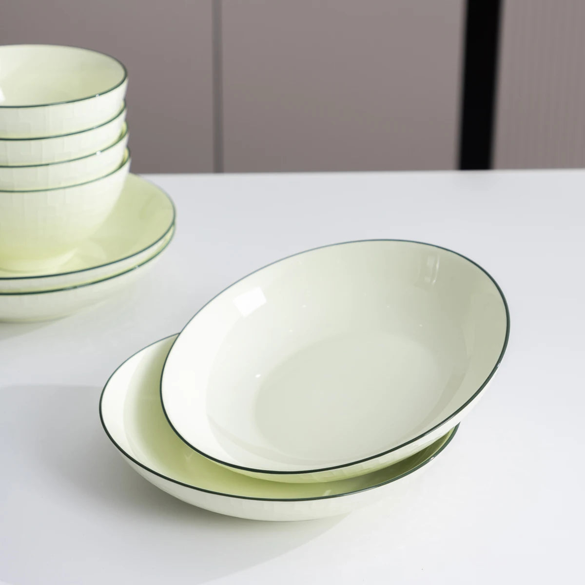 8-Piece Green Porcelain Dinnerware Set