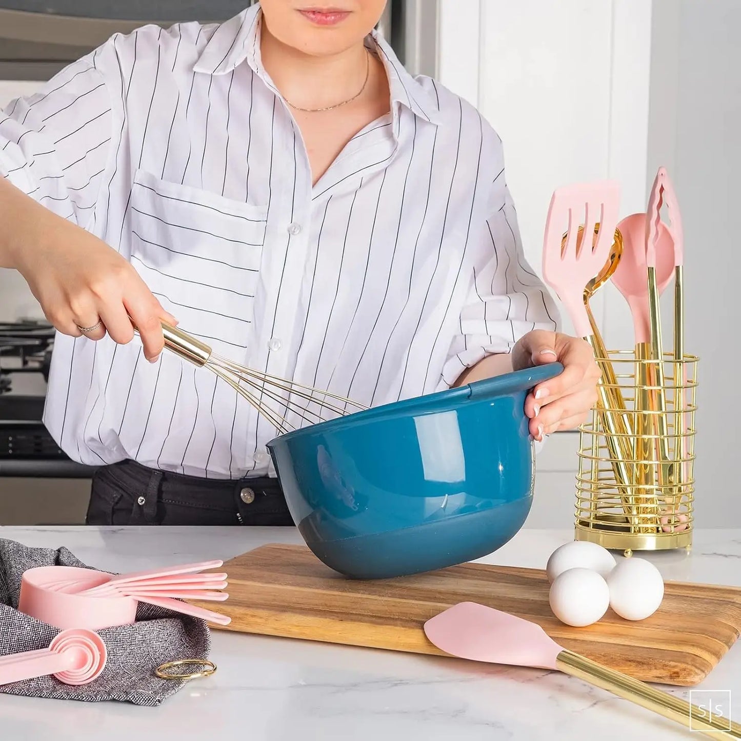 17 PC Gold & Pink Silicone Cooking Utensils Set Includes: Gold Utensil Holder