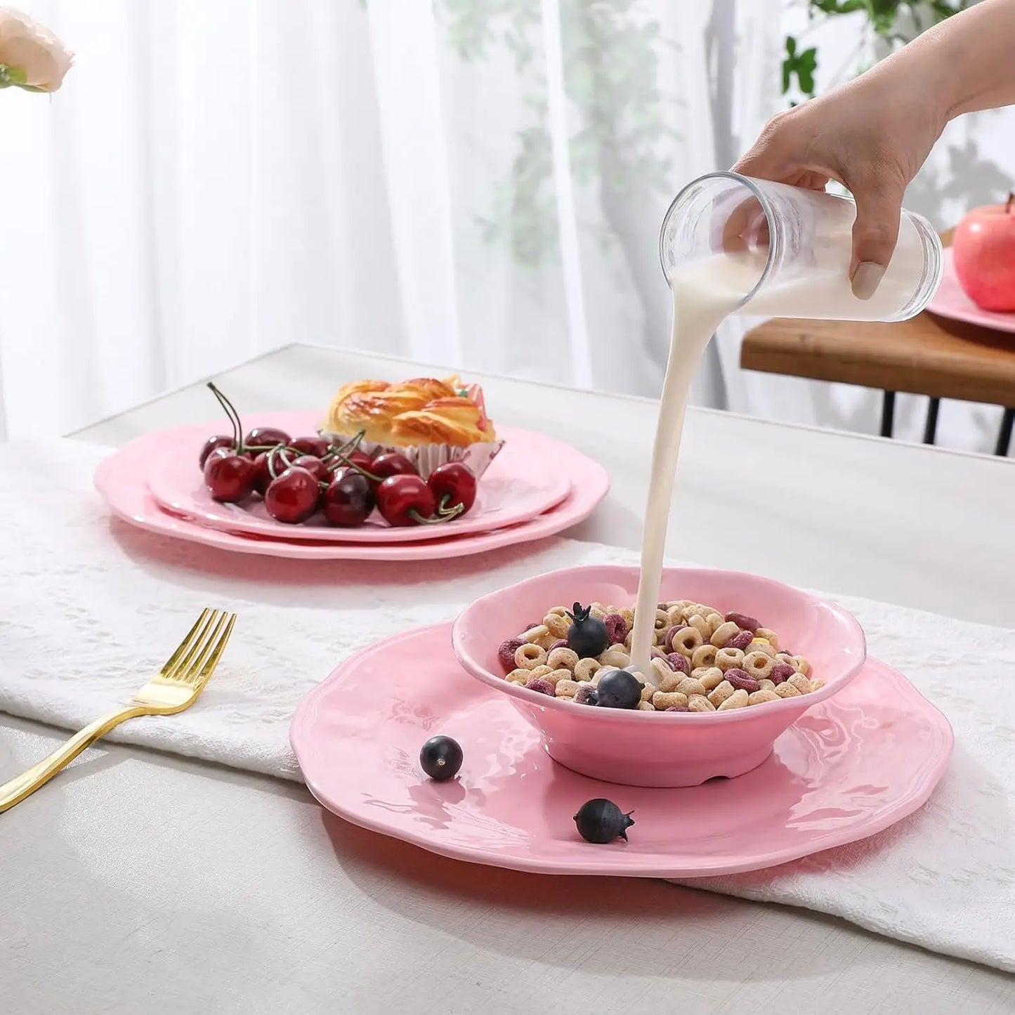 18 Piece Pink Melamine Dinnerware Set