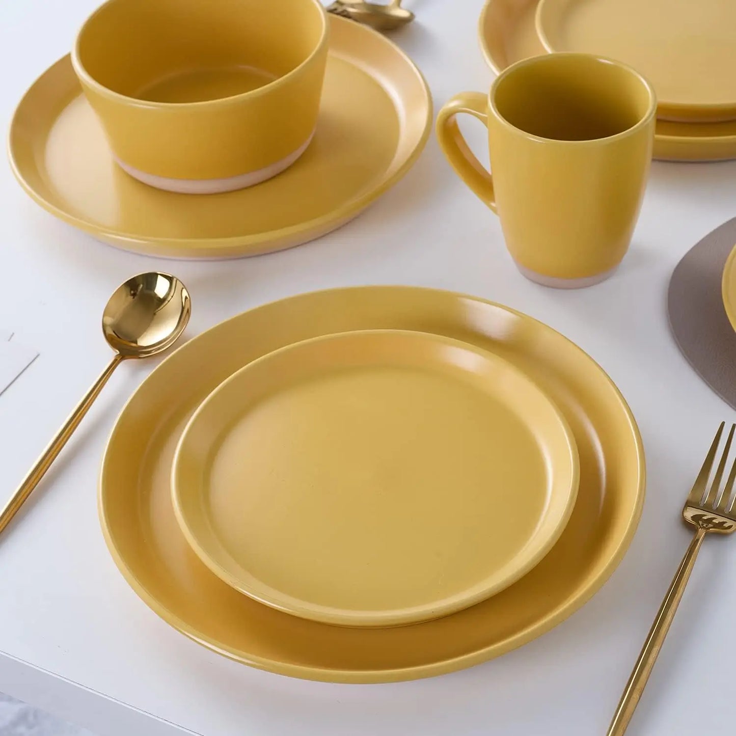 16-Piece Modern Stoneware Dinnerware Set