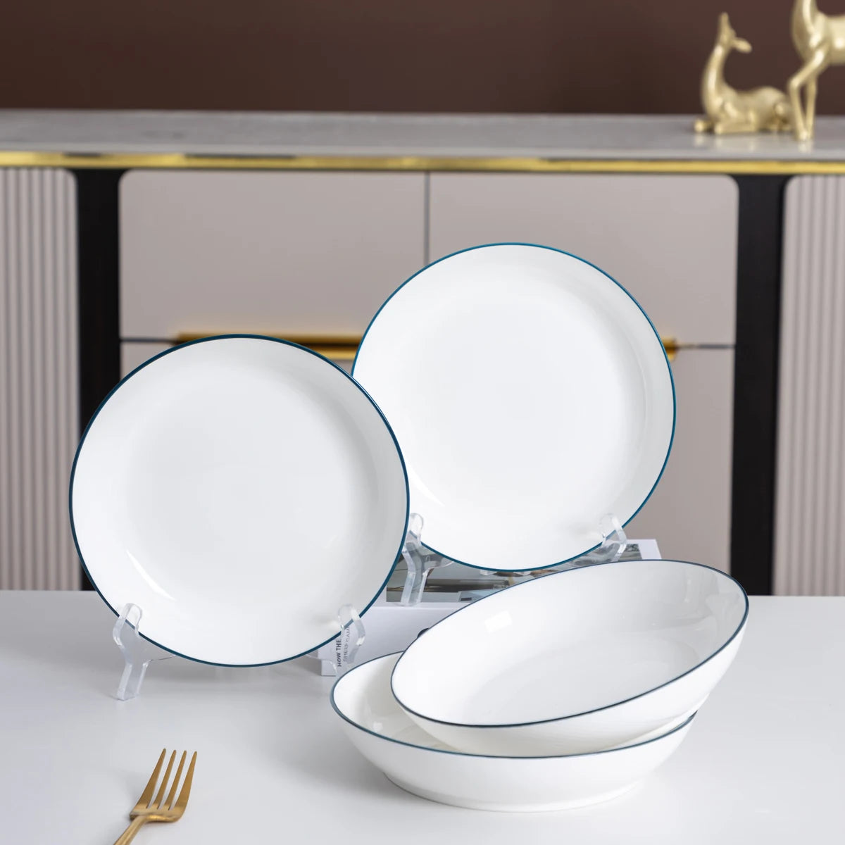 8 Piece Elegant Porcelain Tableware Set