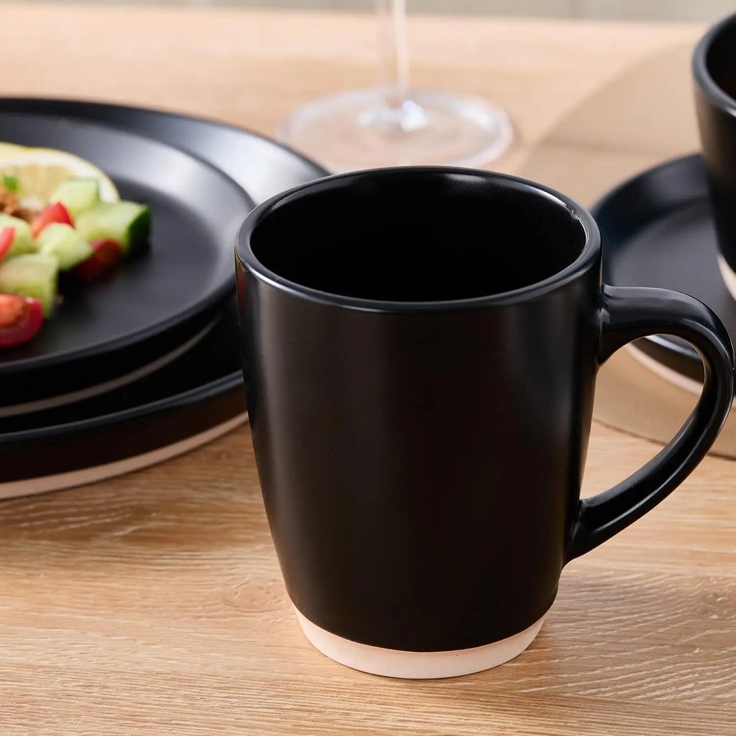 16-Piece Modern Stoneware Dinnerware Set