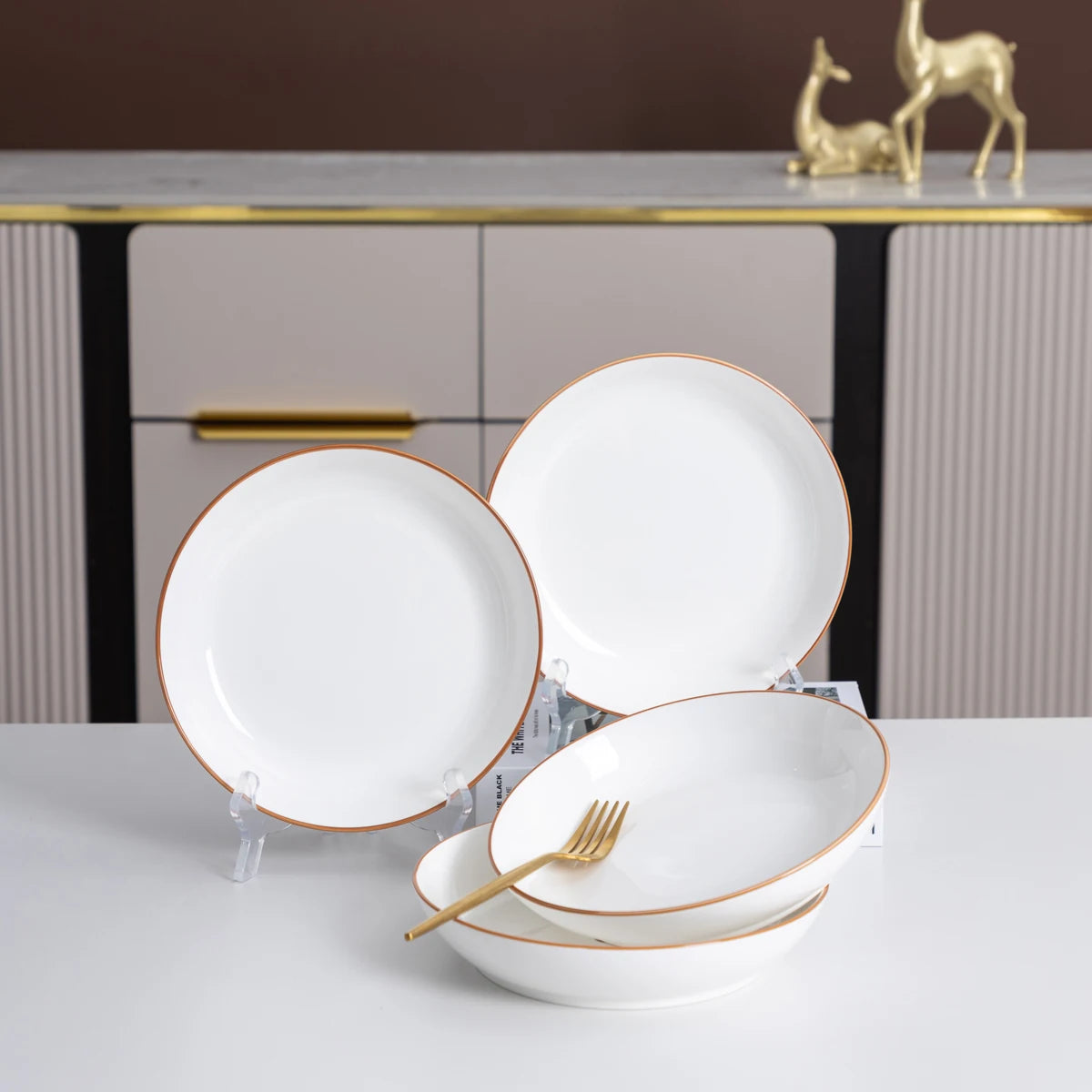 8 Piece Elegant Porcelain Tableware Set